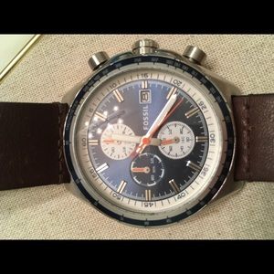 Leather band men's fossil watch